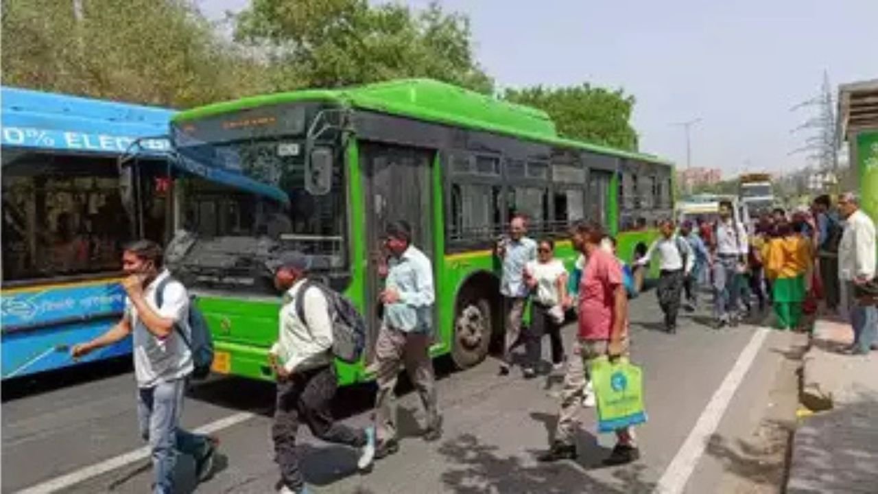 Delhi Bus